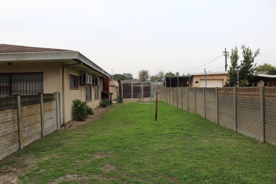 4 Bedroom Property for Sale in Klipdam Western Cape